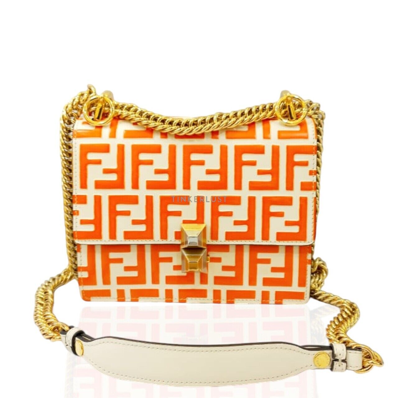 Fendi kan i ff embossed shoulder bag deals