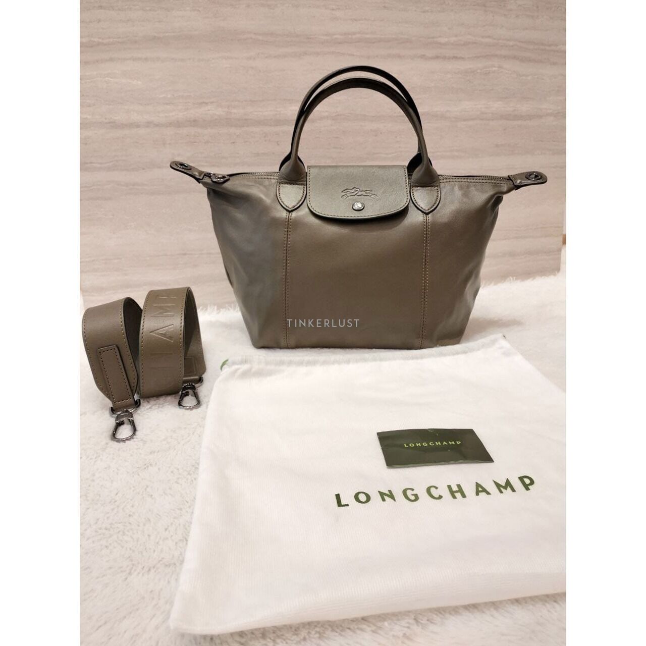 tas satchel Longchamp Xtra Leather S Small in Olive Satchel