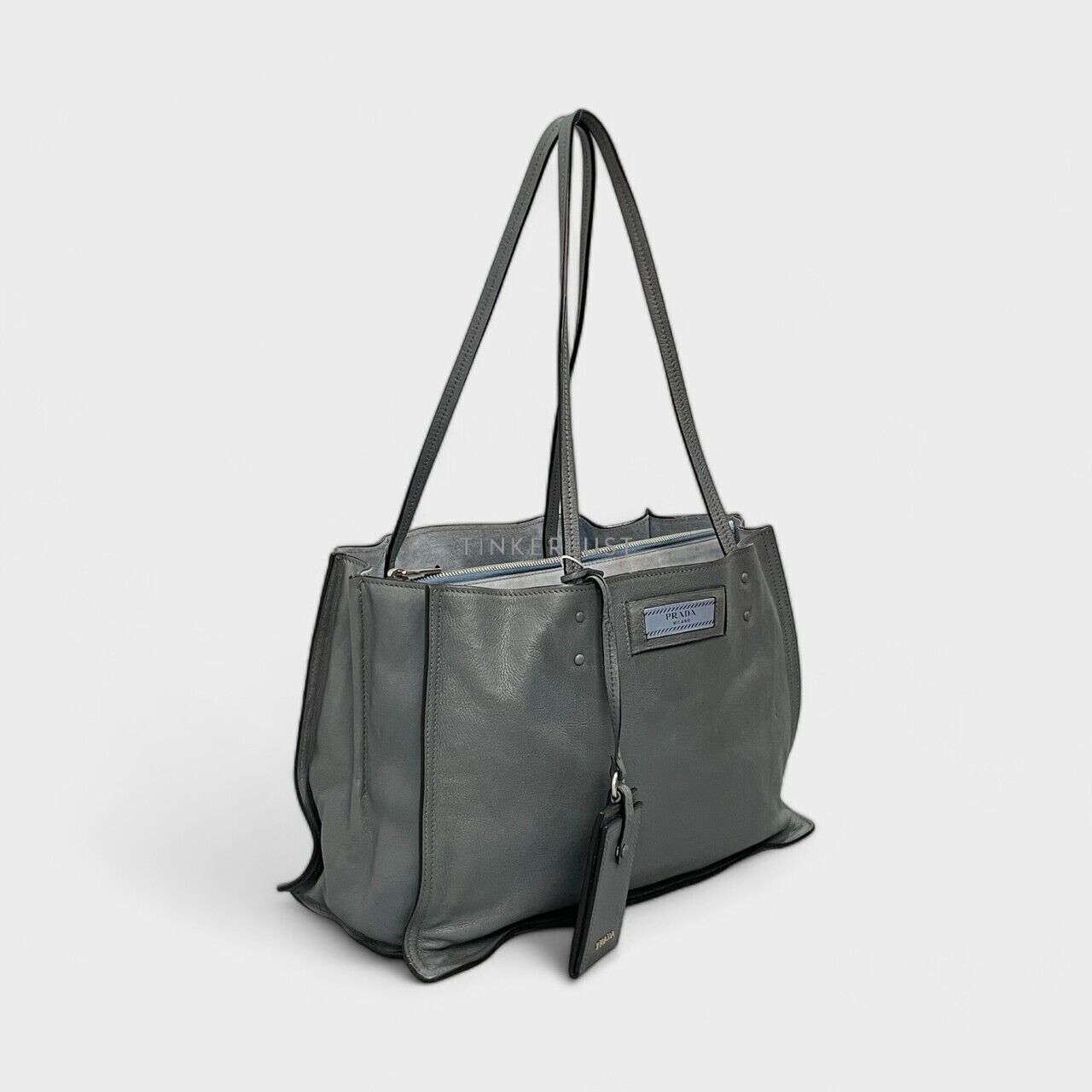 tas tote bag Prada Etiquette Blue Marine Glace Calfskin Tote Bag Tinkerlust