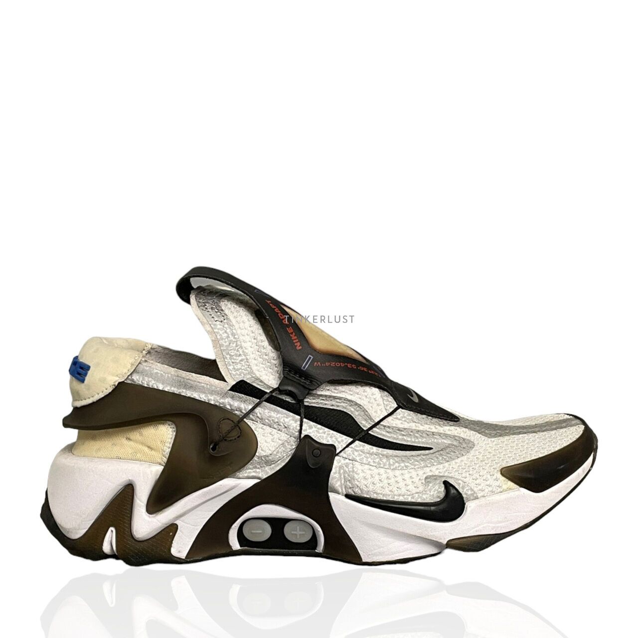 sepatu sneakers Nike Adapt Huarache Black White Sneakers Tinkerlust