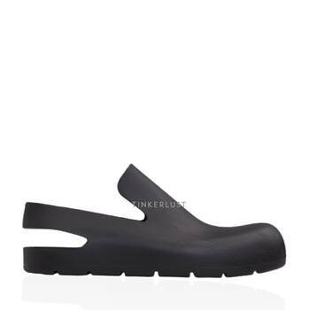 サンダル・ミュール [BOTTEGA VENETA] Shearling Puddle Sandals Bottega Veneta Puddle Shearling Rubber Slingback Sandal