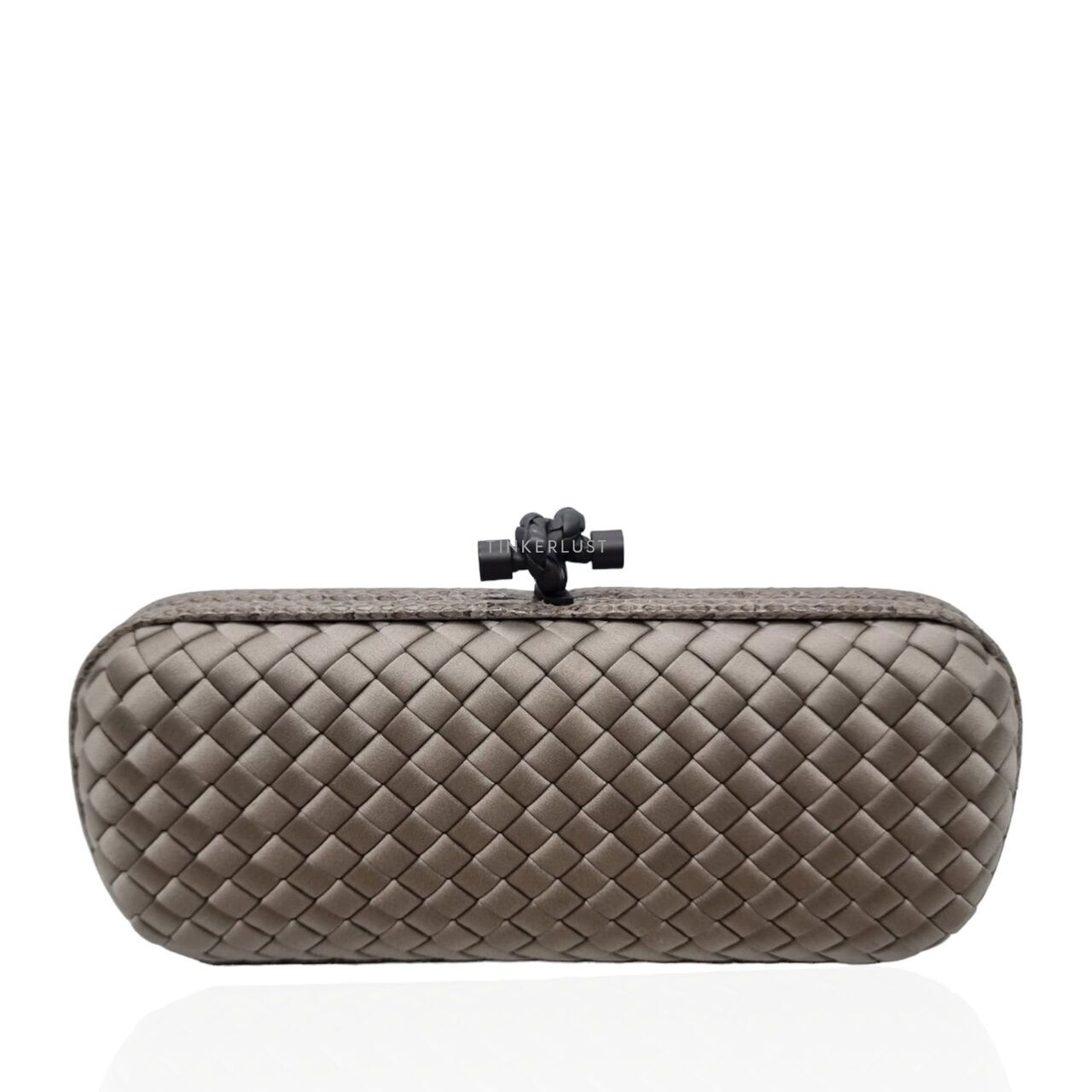 Bottega veneta long knot clutch sale