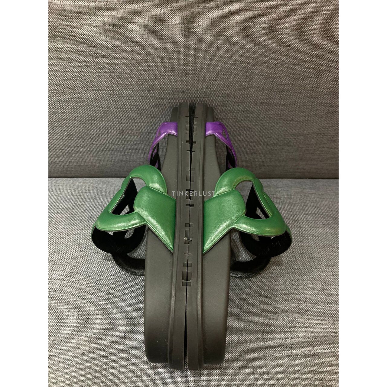 【完売必須】 HERMES Sandales Extra Vert Electrique sepatu sandals Hermes Extra Vert Electrique / Violet Sandals