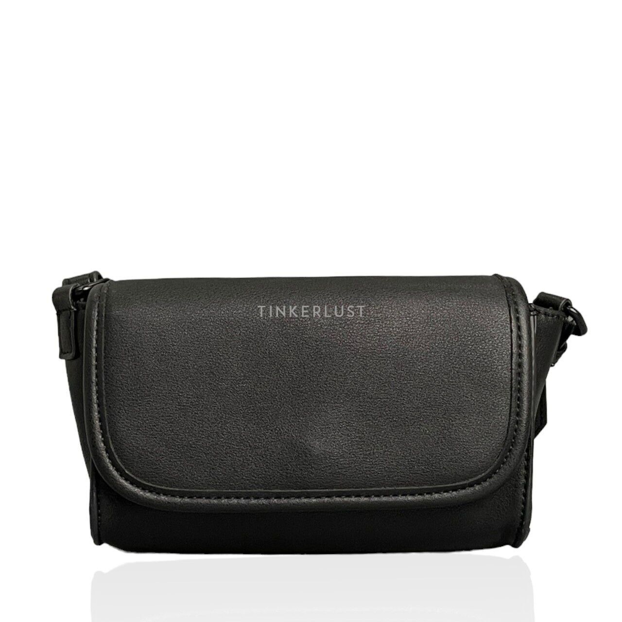 Bershka hot sale sling bag