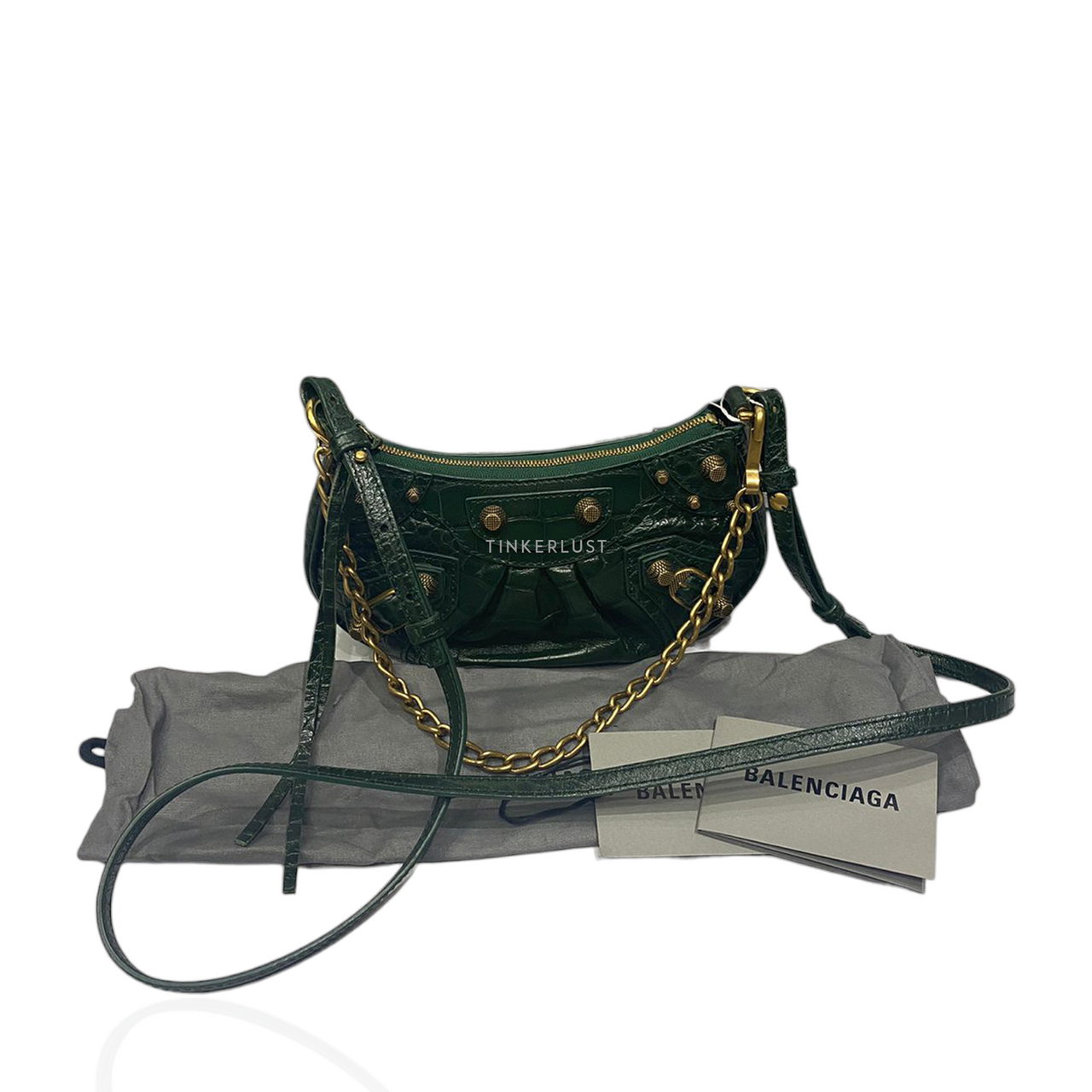 Balenciaga sling hot sale bag price