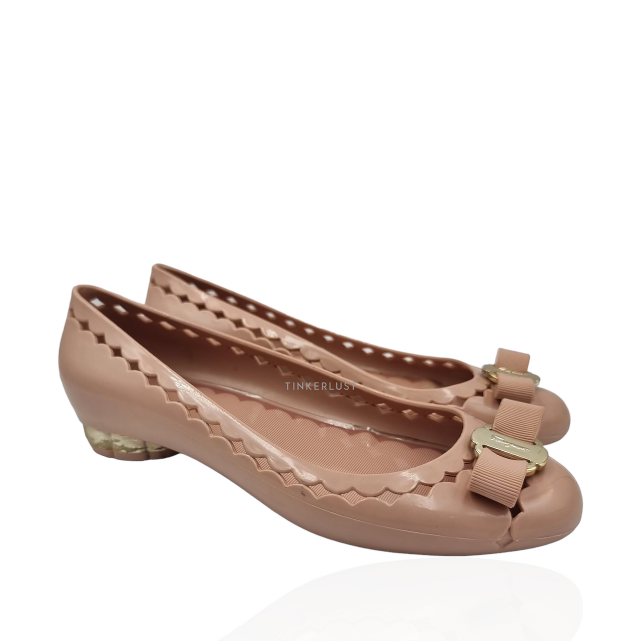 sepatu flats Salvatore Ferragamo Pink Jelly Pump Flats Tinkerlust