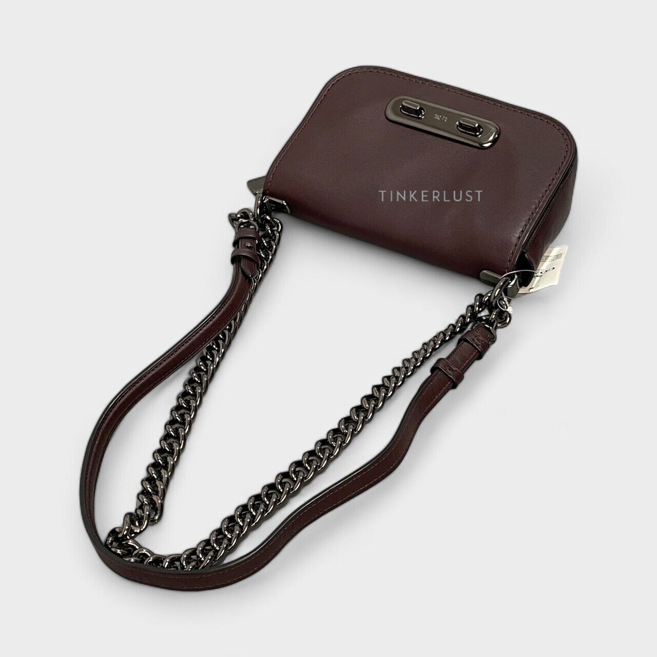 tas sling bag Coach 18858 Swagger 20 Crossbody Glovetan Oxblood Sling Bag Tinkerlust