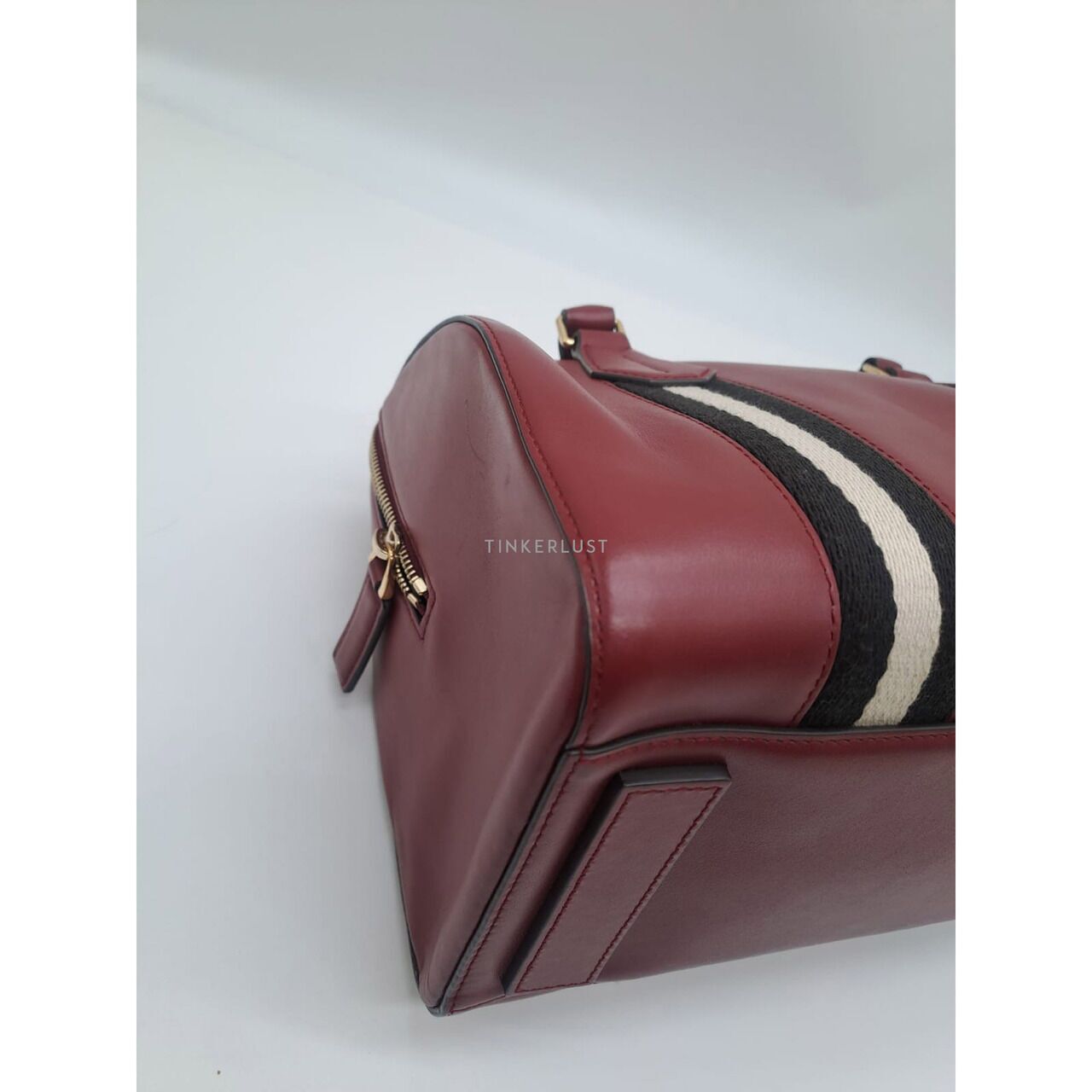 tas satchel Bally Alana garnet maroon Boston Satchel Tinkerlust