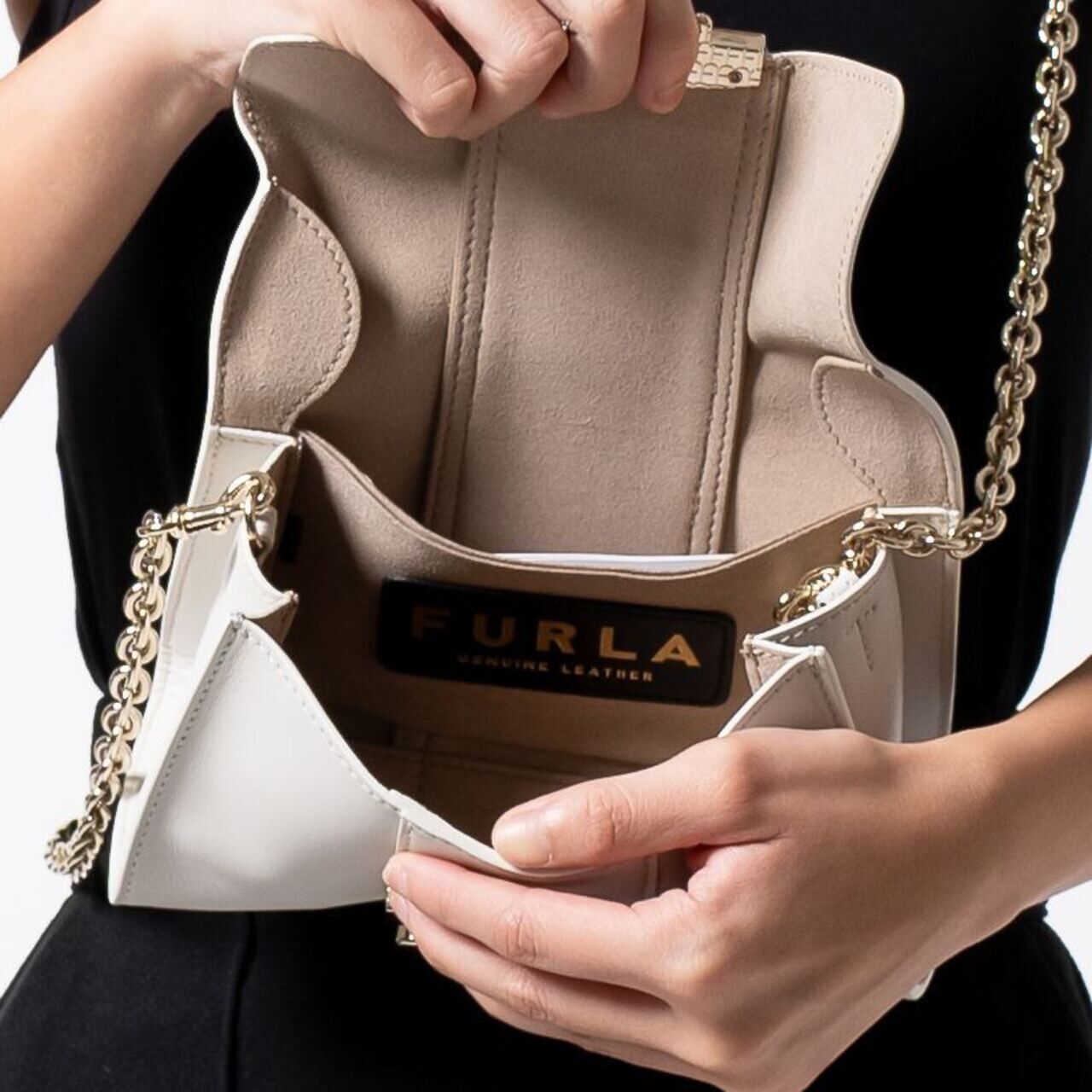 ☆FURLA☆ DARA Mini 2wayバッグ MARSHMALLOW×GREIGE×NERO♪ Mini Bag NERO Furla Nuvola | Furla PL