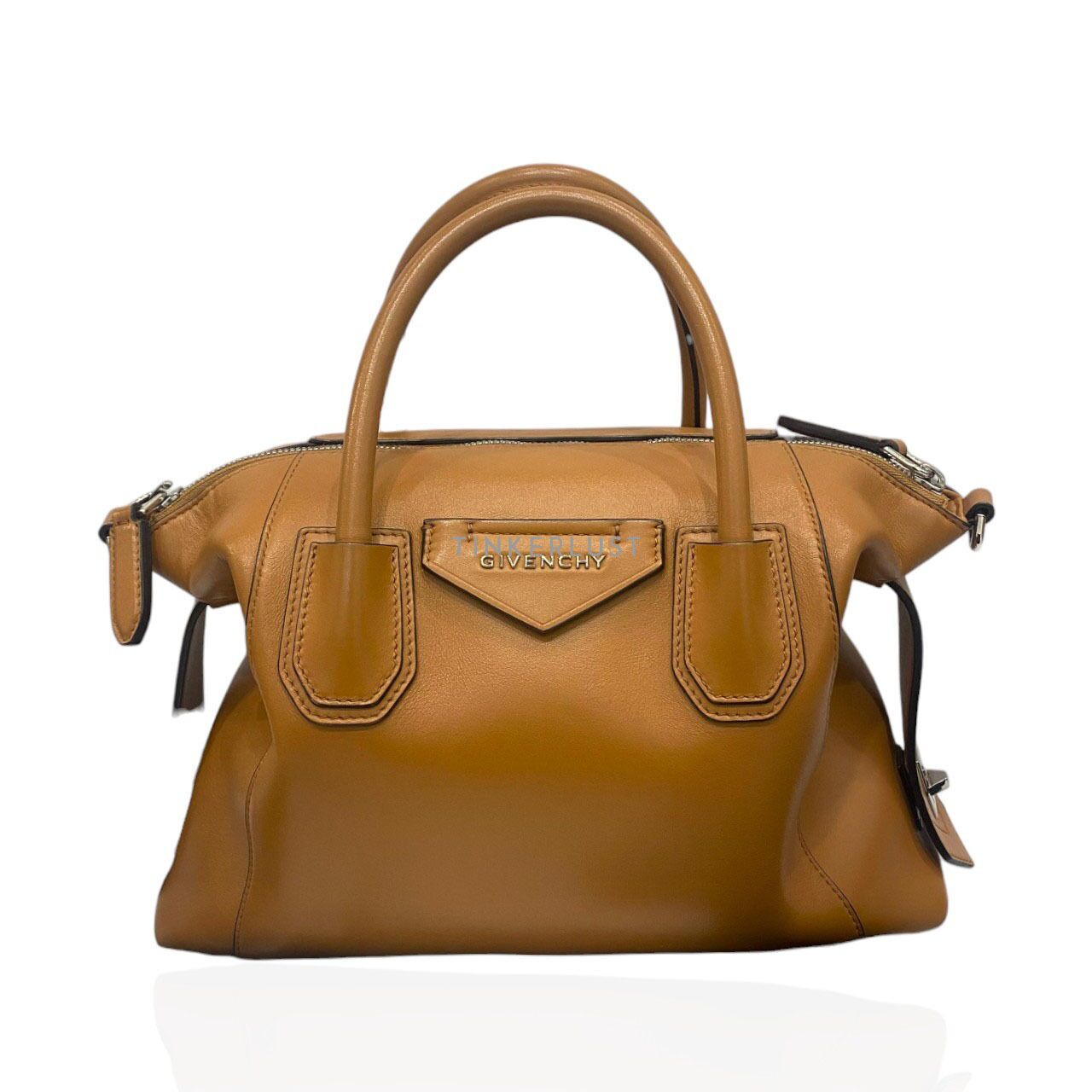 tas satchel Givenchy Antigona Soft Small Tan SHW 2021 Satchel Tinkerlust