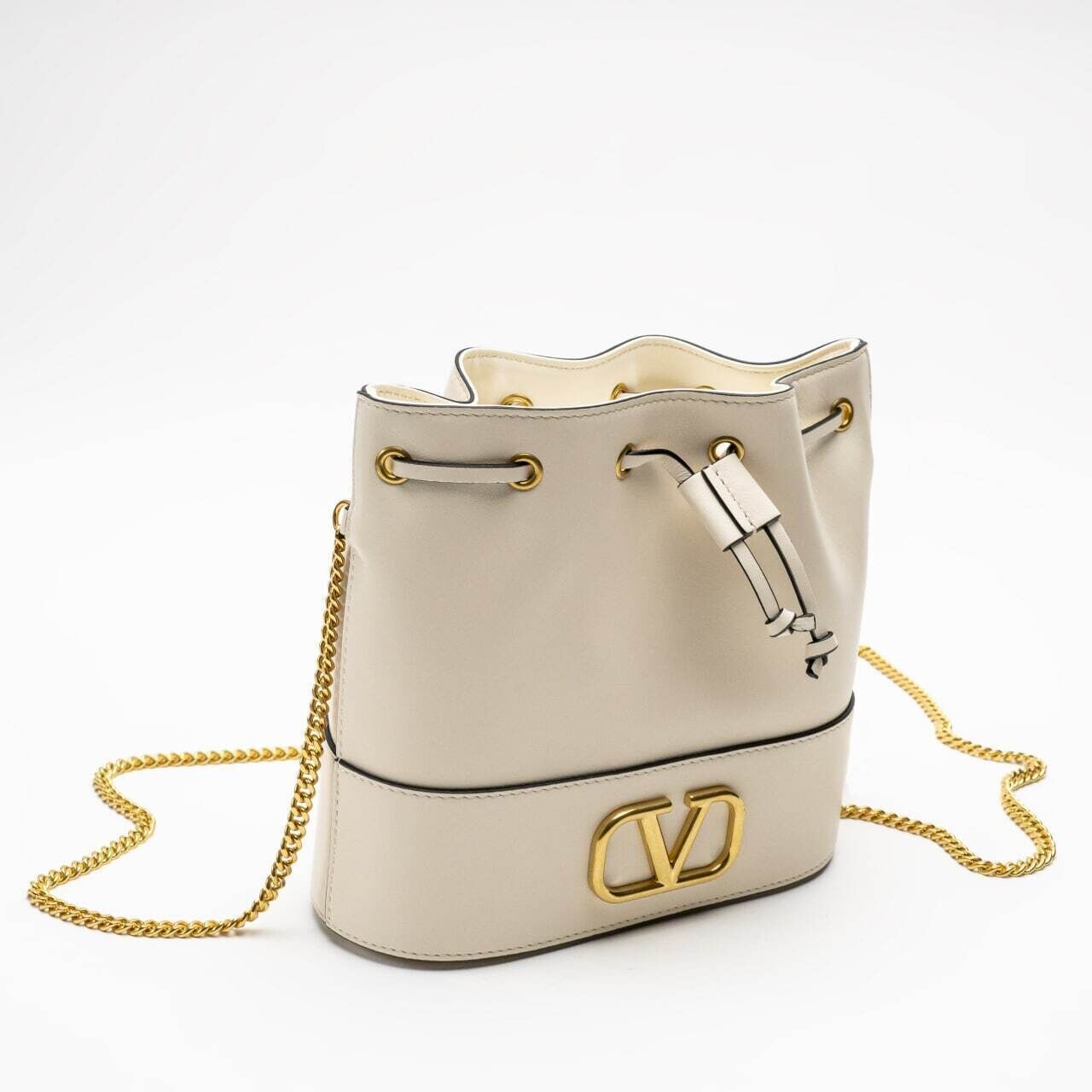 tas sling-bag Valentino Garavani VLogo Leather Bucket Bag