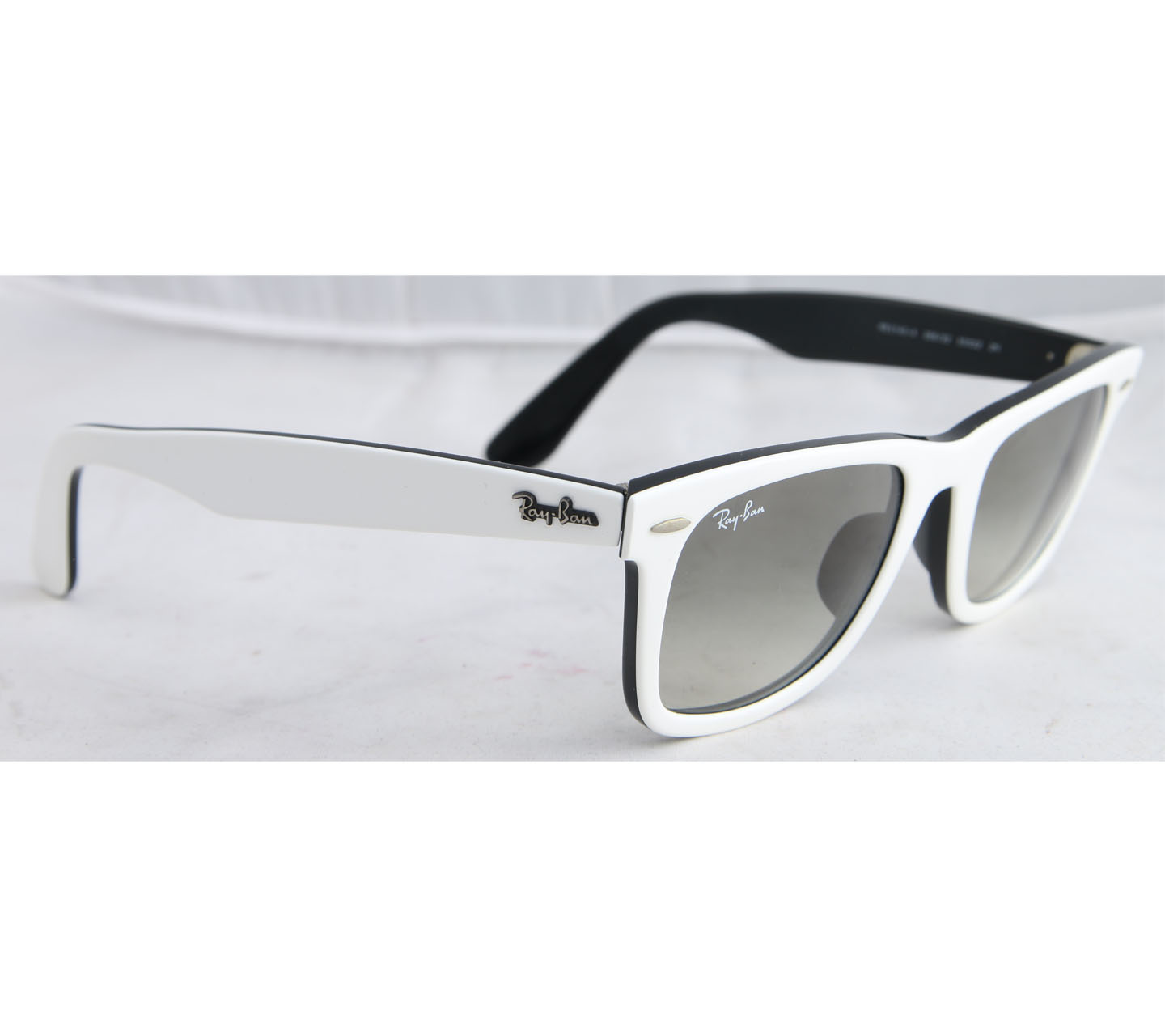 White wayfarer style sunglasses clearance