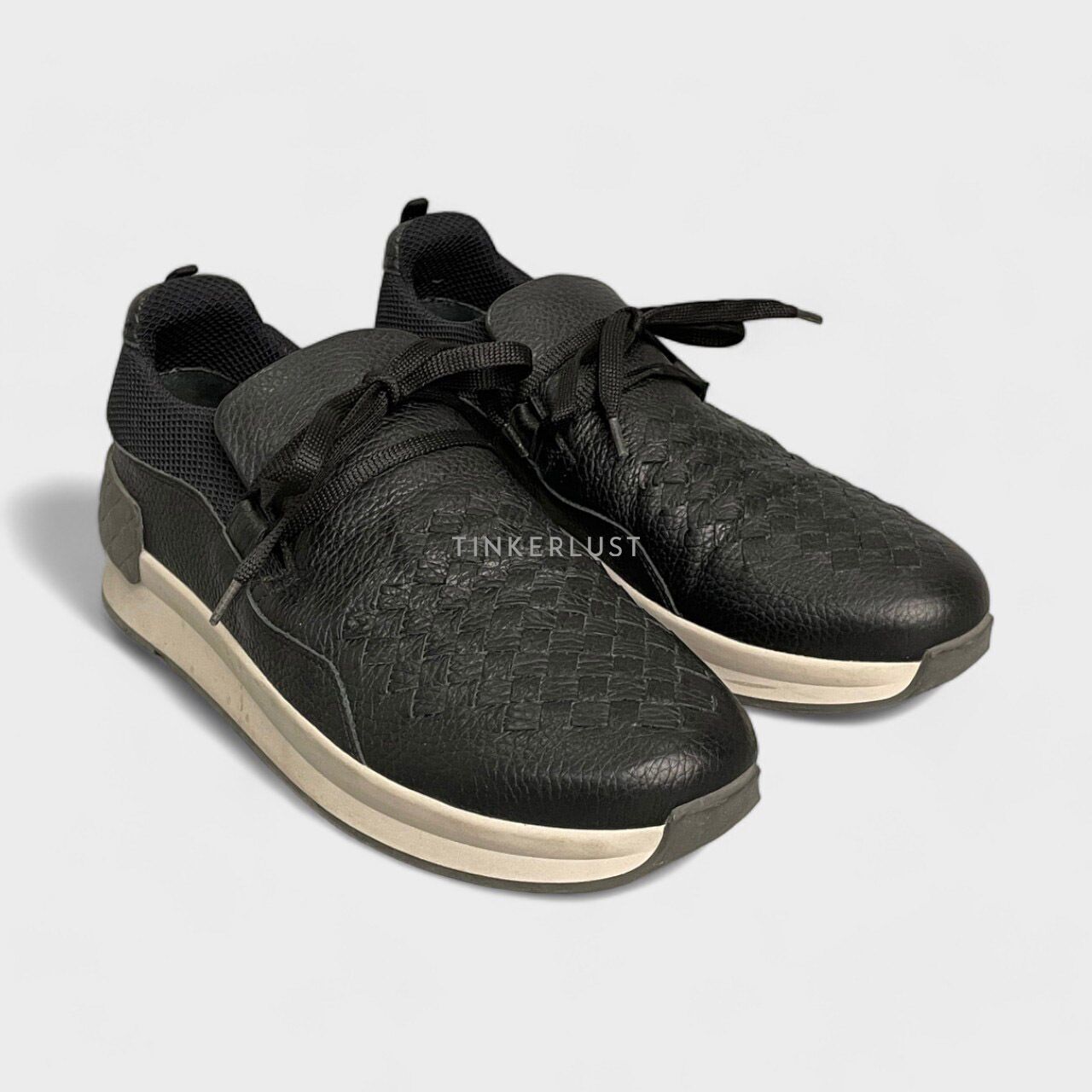 Bottega Veneta★素敵！Black Leather Woven Lace Up Sneaker Bottega Veneta☆素敵！Black Leather Woven Lace Up Sneaker 靴