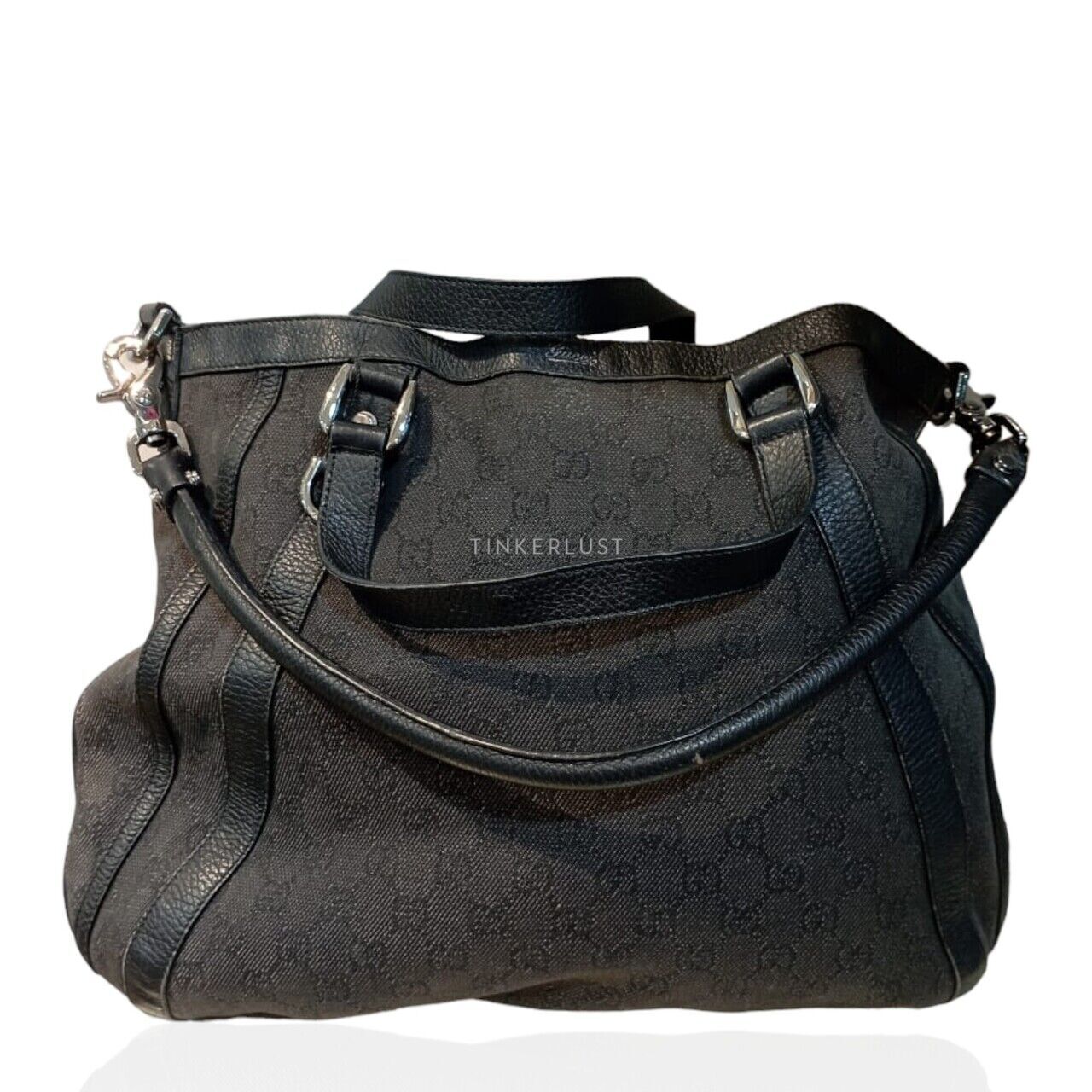 Gucci black gg canvas shoulder bag hotsell