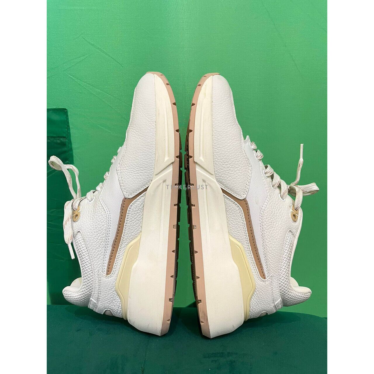 スニーカー SALVATORE FERRAGAMO IVORY LEATHER SNEAKERS sepatu sneakers Salvatore Ferragamo Ivory Leather Sneakers