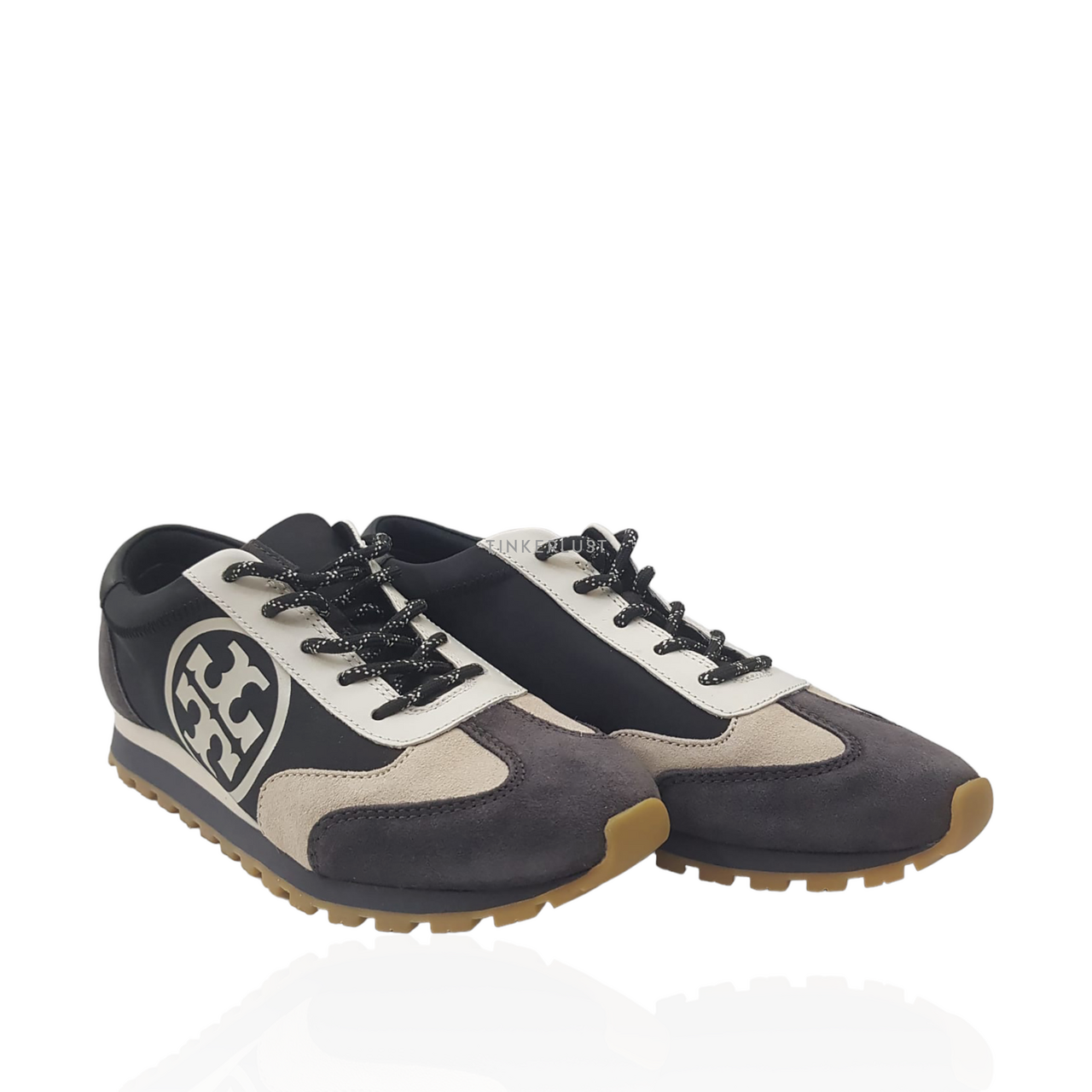 sepatu sneakers Tory Burch Annie Nylon Suede Runner Black Sneakers