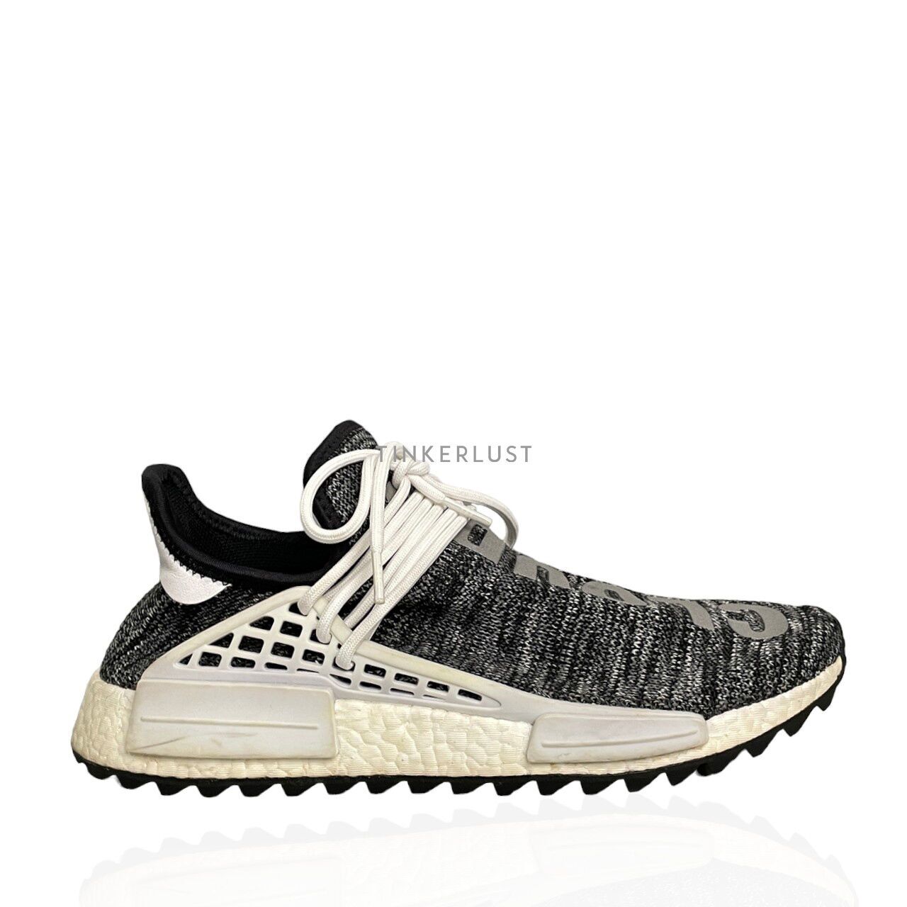 sepatu sneakers Adidas Pharrell NMD Trail Human Race Black White Tinkerlust