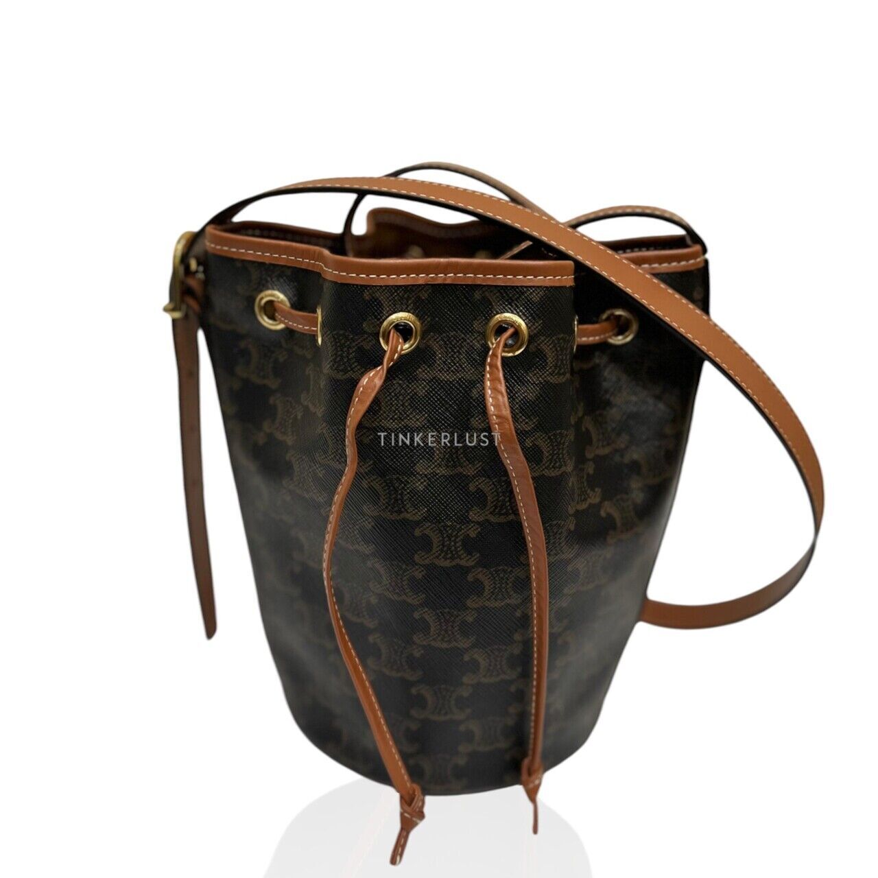tas sling-bag Celine Small Drawstring Bag in Triomphe Sling